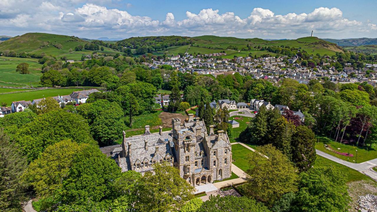 The Violet Suite Stone Cross Mansion Ulverston Exteriör bild