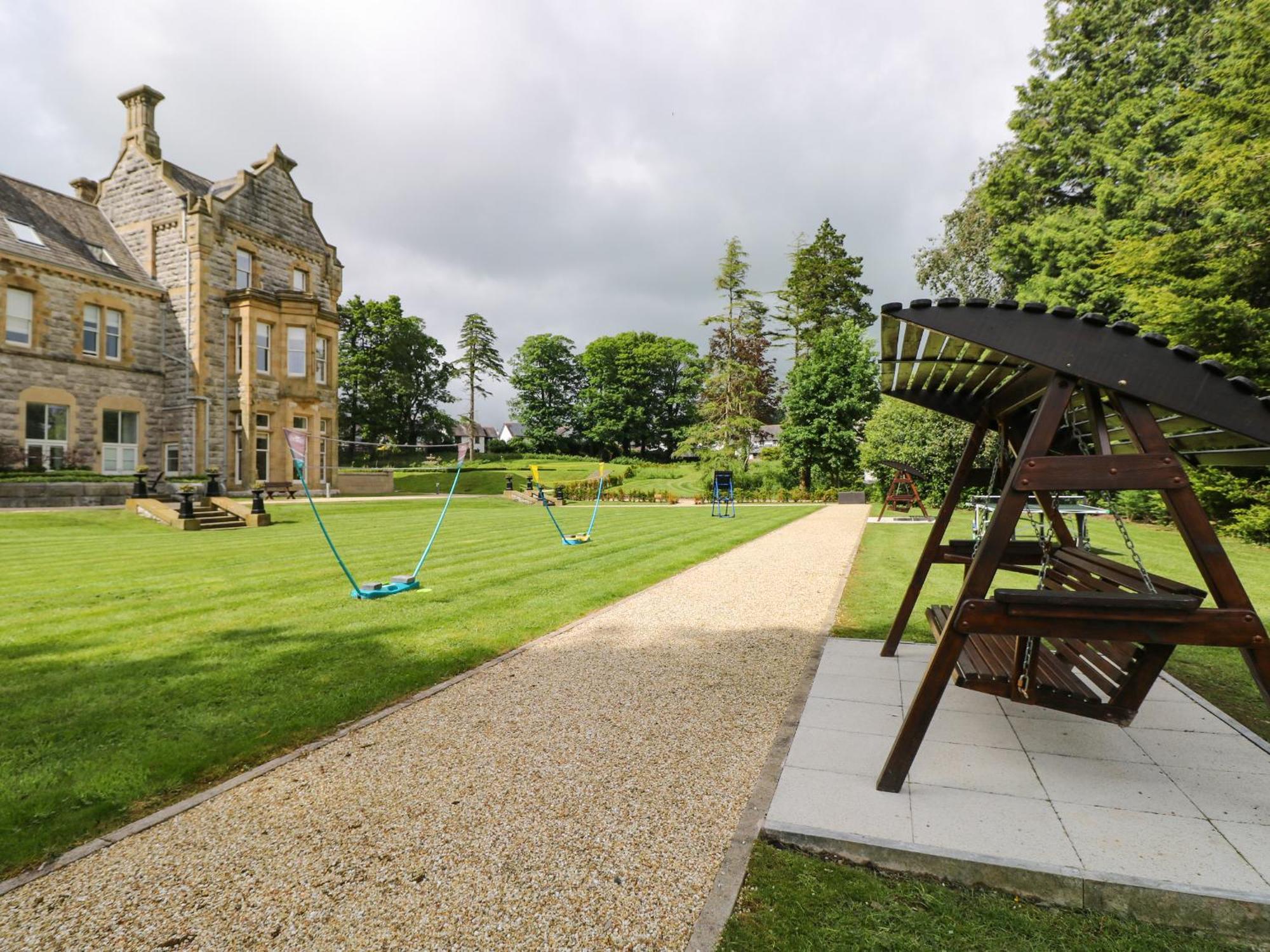 The Violet Suite Stone Cross Mansion Ulverston Exteriör bild